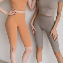 Load image into Gallery viewer, CONCHWEAR Airlight 5.5-Short Leggings 5Colors