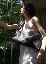 Load image into Gallery viewer, KWANI Cross Body Slouchy Hobo Bag (4 Colors)