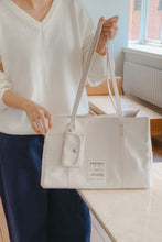 Load image into Gallery viewer, MARHEN.J Lavie Bag Ivory