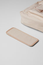 Load image into Gallery viewer, MARHEN.J Mark Bag Ivory