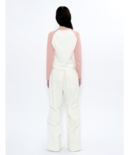Load image into Gallery viewer, FALLETT Flower Logo Raglan Long Sleeve Pink
