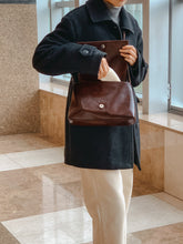 Load image into Gallery viewer, MARHEN.J Elly Bag Brown