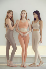 Load image into Gallery viewer, CONCHWEAR Air Light Sport Bra Top 11Colors