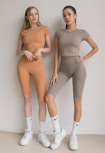 Load image into Gallery viewer, CONCHWEAR Airlight 5.5-Short Leggings 5Colors