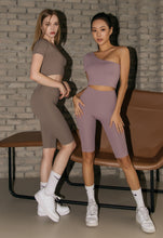 Load image into Gallery viewer, CONCHWEAR Airlight 5.5-Short Leggings 5Colors