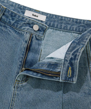 Load image into Gallery viewer, FALLETT Bermuda Denim Shorts Blue