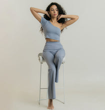 Load image into Gallery viewer, CONCHWEAR Wild Bootcut Leggings 7Colors