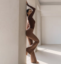 Load image into Gallery viewer, CONCHWEAR Wild Bootcut Leggings 7Colors