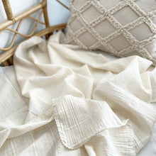 Load image into Gallery viewer, DMANGD BABY SUMMBER BLACKET MONET IVORY