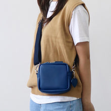 Load image into Gallery viewer, D.LAB Coy mini bag Blue