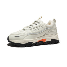 Load image into Gallery viewer, AKIII CLASSIC Urban Tracker Cream