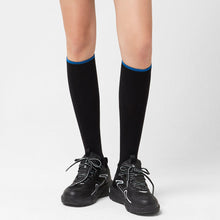 Load image into Gallery viewer, AKIII CLASSIC Titan Sneakers Black White