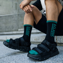 Load image into Gallery viewer, AKIII CLASSIC Granda Sandals Triple Black