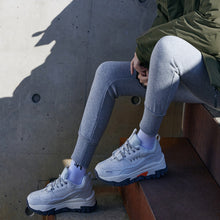 Load image into Gallery viewer, AKIII CLASSIC Urban Tracker Cream