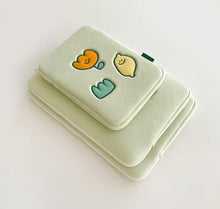 Load image into Gallery viewer, SECOND MORNING iPad Laptop Pouch Greenery
