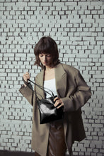 Load image into Gallery viewer, MARHEN.J Lome Tote Bag Black