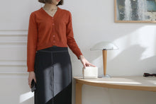 Load image into Gallery viewer, D.LAB Teen Lip Pouch Bag White