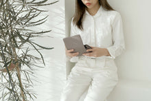 Load image into Gallery viewer, D.LAB Teen Lip Pouch Bag Taupe