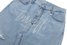 Load image into Gallery viewer, TARGETTO Side Slit Denim Pants Light Indigo (NMIXX Jiwoo's pick)