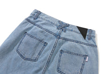 Load image into Gallery viewer, TARGETTO Side Slit Denim Pants Light Indigo (NMIXX Jiwoo's pick)