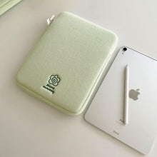 Load image into Gallery viewer, SECOND MORNING iPad Laptop Pouch Greenery