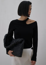 Load image into Gallery viewer, KWANI Textured Hobo Bag Black