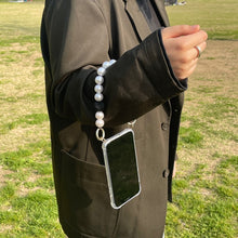 Load image into Gallery viewer, ARNO BEADS Iphone Case With Beads Strap Black Point Pearl