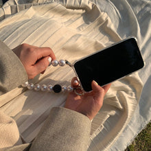 Load image into Gallery viewer, ARNO BEADS Iphone Case With Beads Strap Black Point Pearl