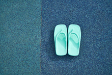 Load image into Gallery viewer, MULEBOY Square Z Flip Flop Mint
