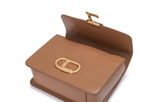 Load image into Gallery viewer, LOEKA Objet M Shoulder Bag Camel