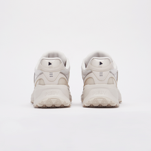 Load image into Gallery viewer, PIEBY Streaming Beige Sneakers