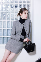 Load image into Gallery viewer, LOEKA Marqueta S Tote Bag Shinny Black