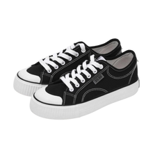 Load image into Gallery viewer, 23.65 MOZZI Black Sneakers