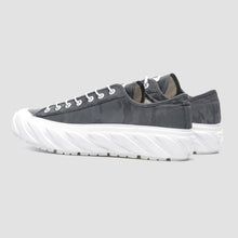 Load image into Gallery viewer, age reflect camo low 4.jpg