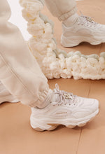 Load image into Gallery viewer, GRIMPER Pretzel🥨Sneakers Cream
