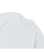 Load image into Gallery viewer, BEYOND CLOSET Gallery Nowhy The Legend Aartwork T-Shirt White