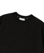Load image into Gallery viewer, BEYOND CLOSET Nomantic S-Logo T-Shirt Black
