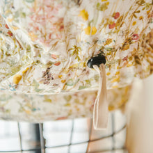 Load image into Gallery viewer, DMANGD ILLI BABY CARRIER WILD FLOWER