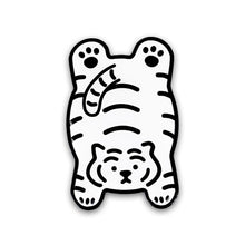 Load image into Gallery viewer, MUZIK TIGER Flat White Tiger Shaped Smart Tok
