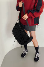 Load image into Gallery viewer, MARHEN.J Plie Large Hobo Bag Black