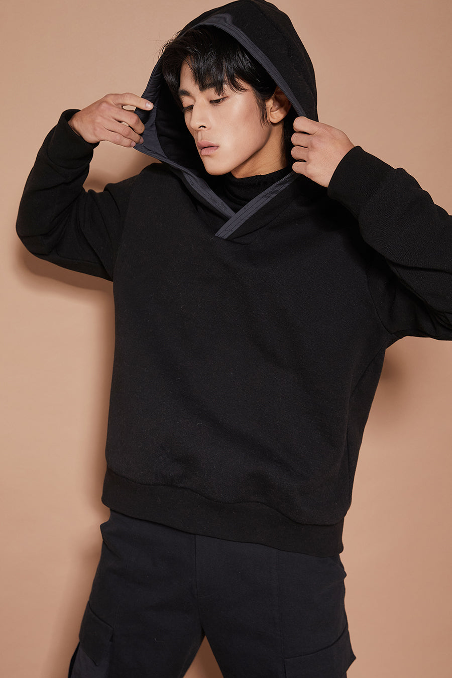 [2022 CAST] CCOMAQUE by DOLSILNAI Hanbuk Design With Embroider Hoodie Black