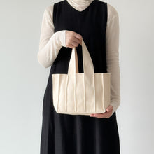 Load image into Gallery viewer, [BAGJI] Weave Tote Bag
