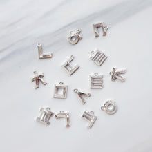 Load image into Gallery viewer, [CLESSIDRA] Hangeul Silver Earring
