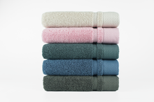 Load image into Gallery viewer, [G.SOL] Premium Hotel Face Towel
