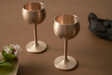 Load image into Gallery viewer, [GEOCHANG YUGI] Liquor Stemware 2P set
