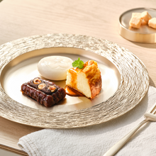 Load image into Gallery viewer, [GEOCHANG YUGI] &quot;Woon&quot; Plate
