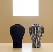 Load image into Gallery viewer, [KCDF] HABIT-US Prunus Vase Objet
