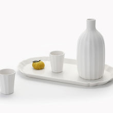 Load image into Gallery viewer, [KCDF] DONONG White Porcelain Ribbed Bottle Set
