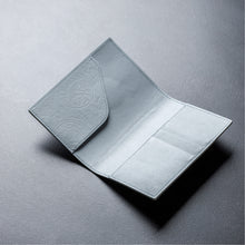 Load image into Gallery viewer, [KORDE] SASO Ceramic Design Leather Passport Case
