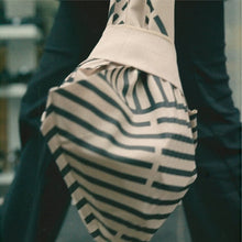 Load image into Gallery viewer, [KORDE] SASO Geongongam &quot;RE&quot; Fashion Shopeer Bag
